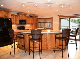 3432 Maple St, West Des Moines, IA 50265