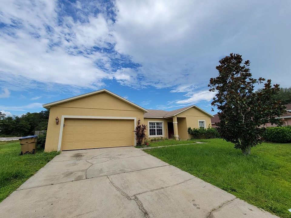 1st image of 833 Marquis Ct