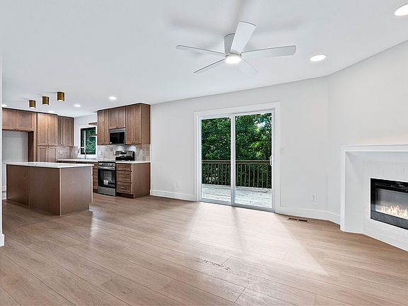 4th image of 1801 Kimberly Pl
