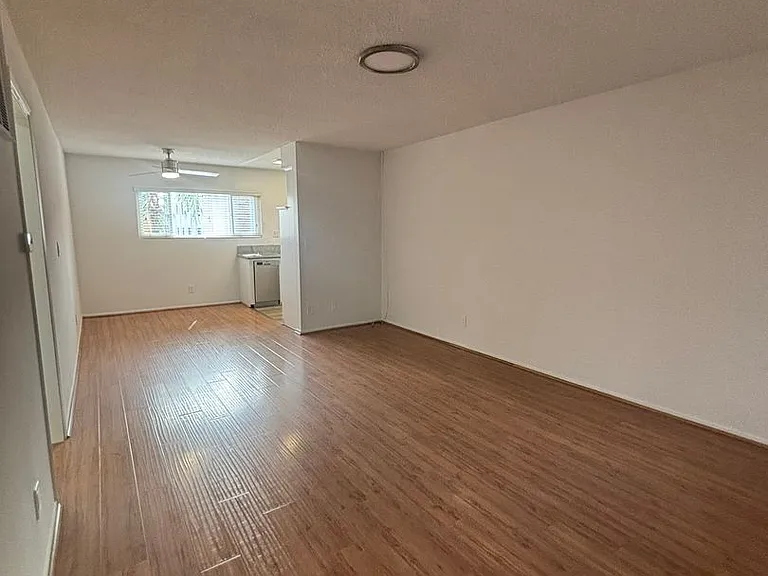 817 S. St. Andrews Pl — Photo 5