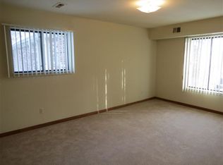 19408 Merriman Rd, Livonia, MI 48152