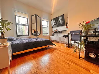 Rented by Doorway NYC, LLC