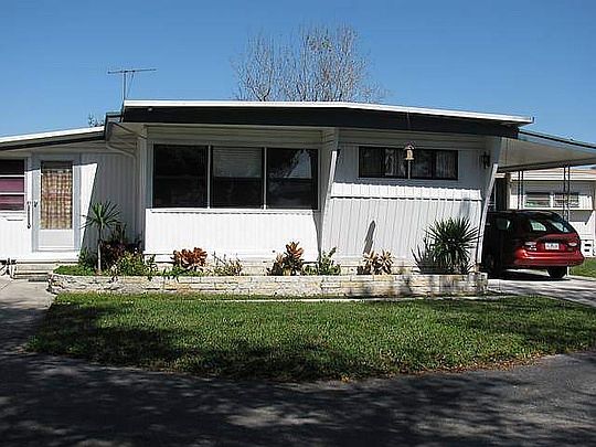 1st image of 2015 Cayuga Dr