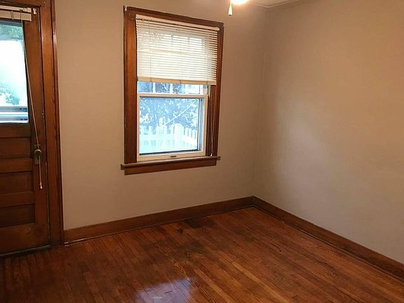 2nd image of 824 7th St NW