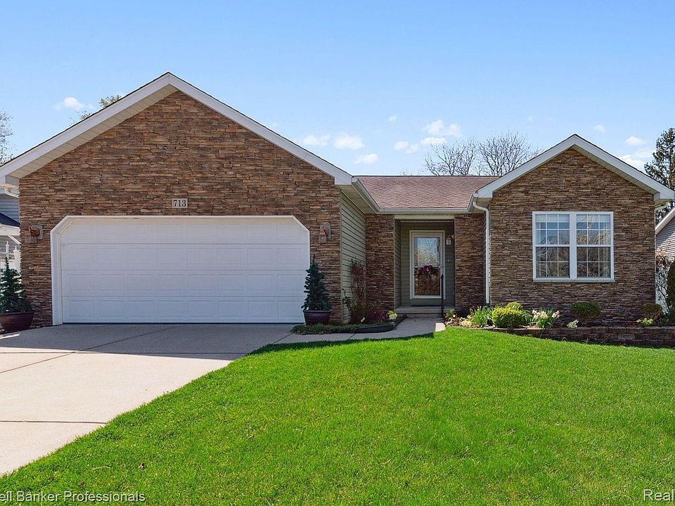 1st image of 713 Mary Ann Dr