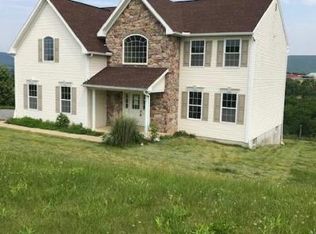 280 Oval Dr, Hamburg, PA 19526