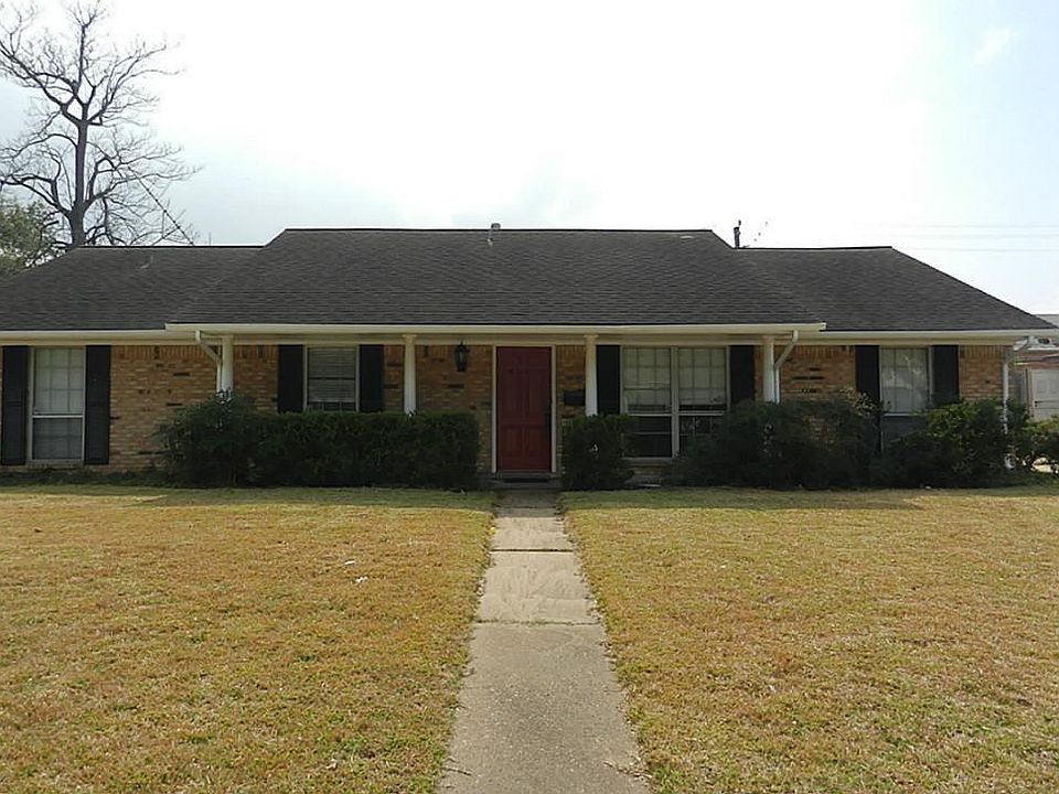 1st image of 8515 Hiawatha Dr