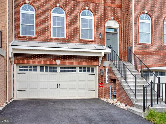 5th image of 8511 Pine Springs Dr