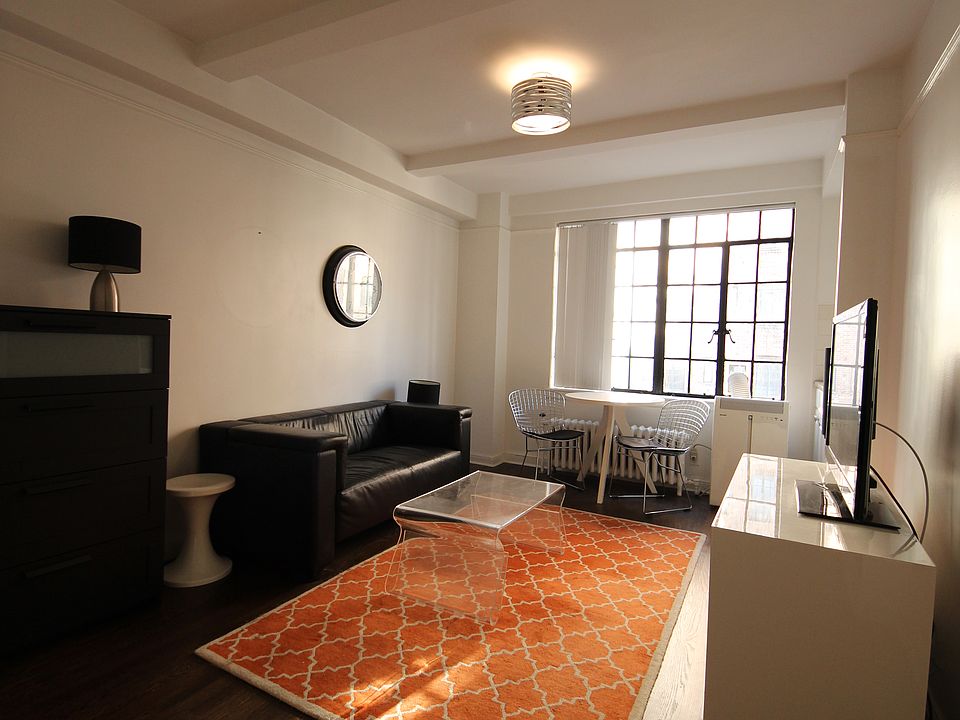 1st image of 304 E 41st St APT 1304A