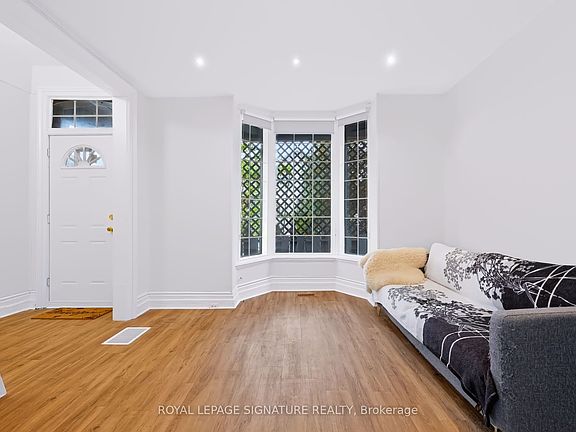 3rd image of 80 Tisdale St N