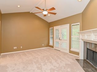 294 Sugarberry Cir #294, Houston, TX 77024