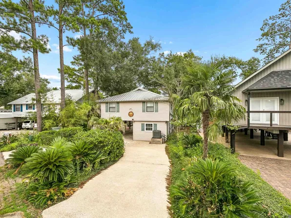 31533 Judith Dr, Springfield, LA 70462