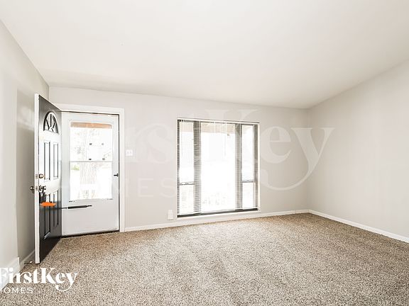 5th image of 255 Mohican Ln