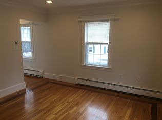 580 Main St #2, Lynnfield, MA 01940