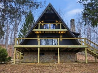 196 Blackberry Dr, Wytheville, VA 24382