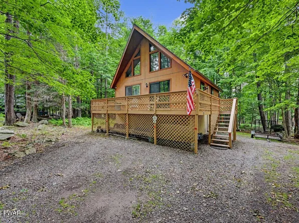 9 Lakewood Ct, Lake Ariel, PA 18436