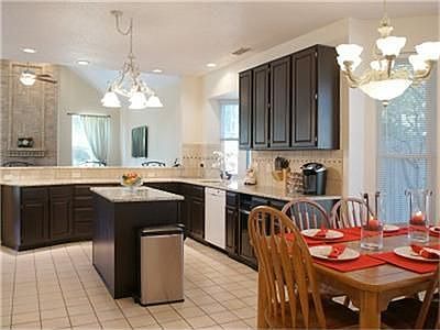 5th image of 6824 Hickory Hollow Ln