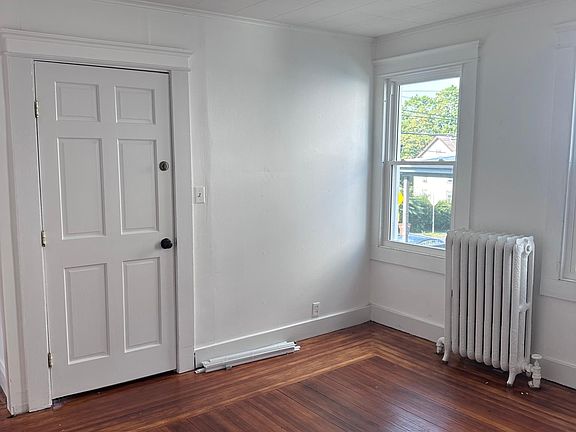 3rd image of 86 Wooster St Unit 1