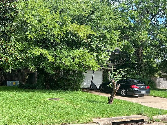 3rd image of 3418 Oyster Cove Dr