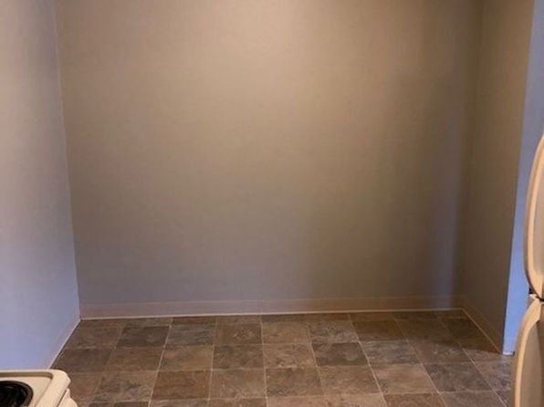 225 Ash St #21, Carlisle, IA 50047