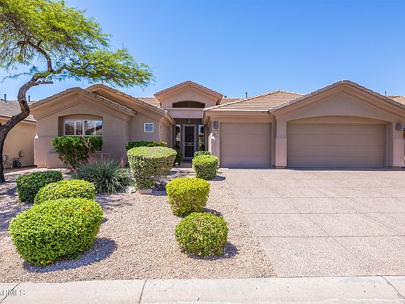 3rd image of 10482 E Bahia Dr