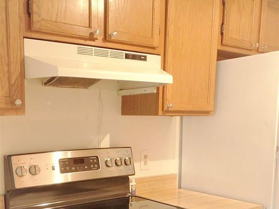 Gallery Kitchen with dishwasher