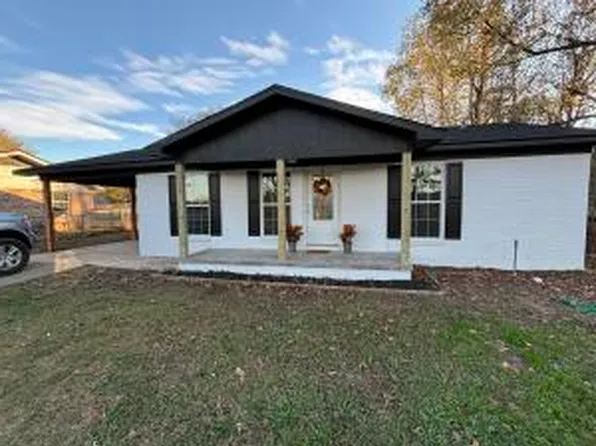 3719 Home St, Ozark, AR 72949