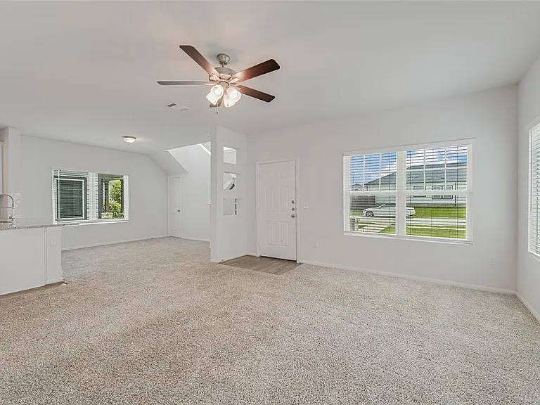 133 Everglades Dr — Photo 6
