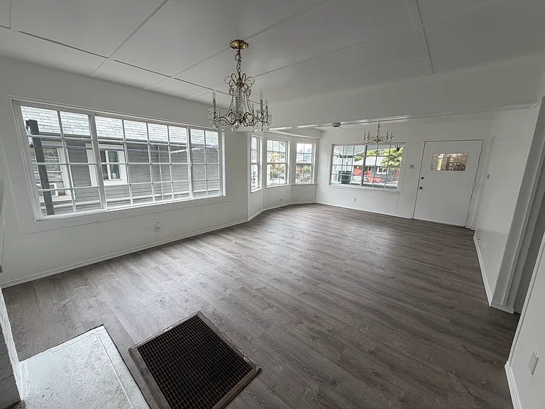 230 Branch St — Photo 9
