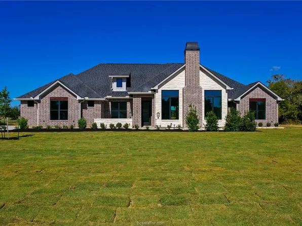 7483 Garrison Creek Dr, Bryan, TX 77808