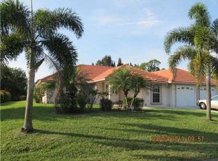 3066 SE Dalhart Rd, Port Saint Lucie, FL 34952