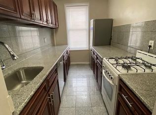 14943 35th Ave APT 5K, Queens, NY 11354