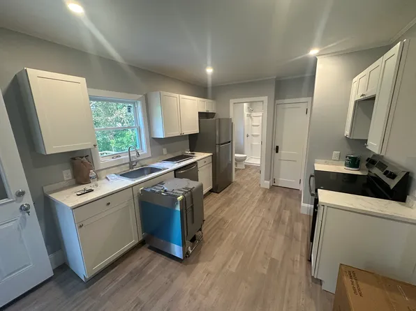 (undisclosed Address), Kingston, MA 02364