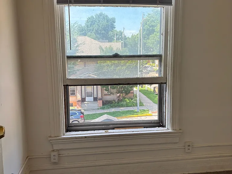 319 N Pinckney St #2 — Photo 7