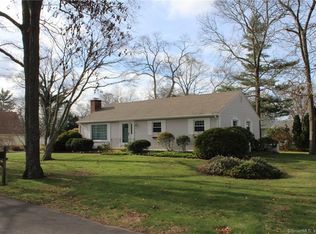 43 Fenwood Grove Rd, Old Saybrook, CT 06475