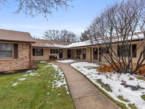 2864 S Wentward Ct #30, Hudsonville, MI 49426