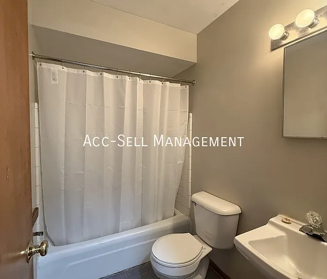 1855 Prairie Pkwy SW #B — Photo 8