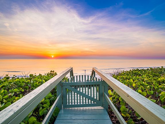 5th image of 5095 Highway A1a