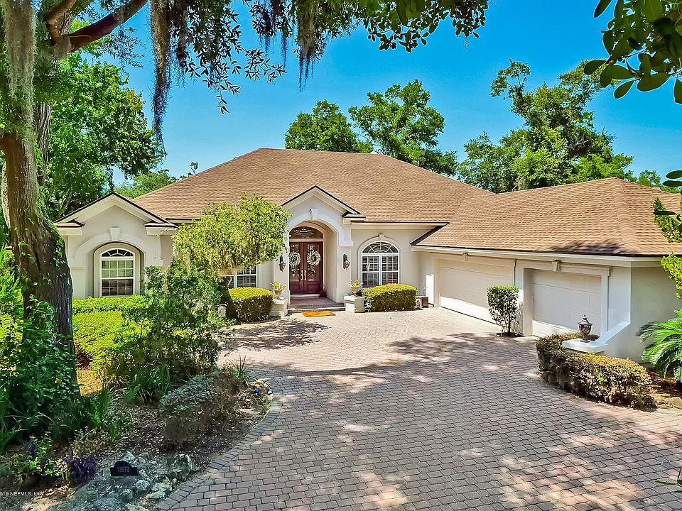 1st image of 13673 Marsh Harbor Dr N