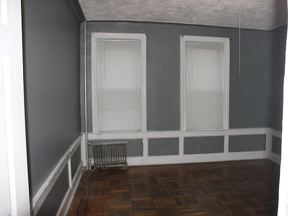 5th image of 10876 38th Ave APT 1R