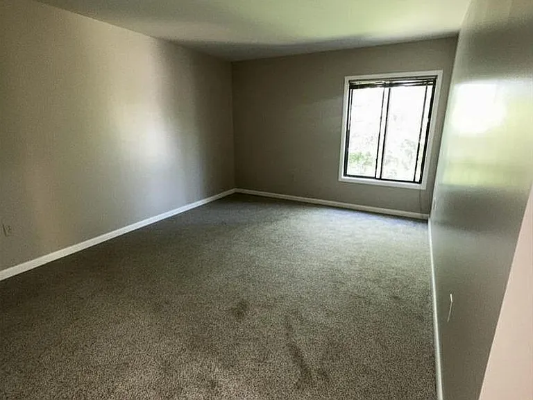 6998 Hanover Pkwy #302 — Photo 21