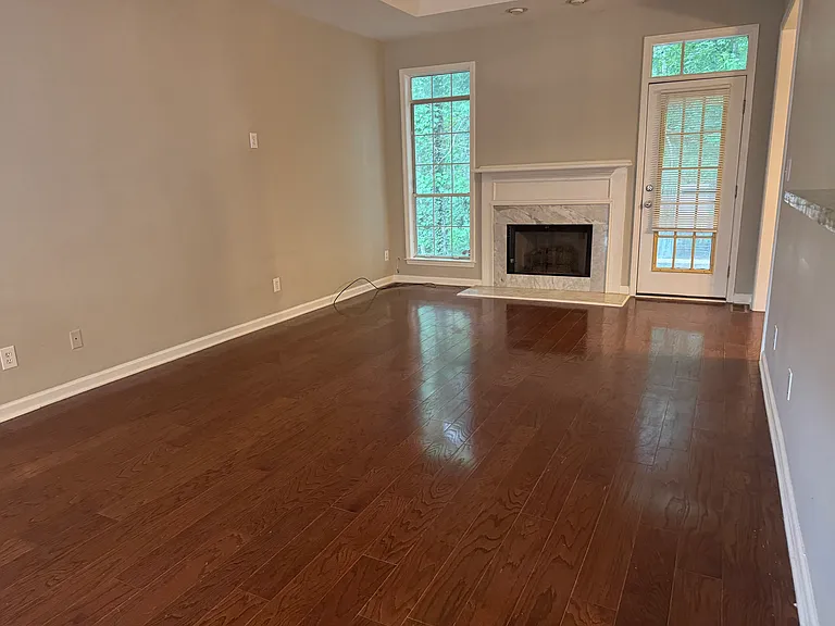 1201 Deer Trail Rd — Photo 2