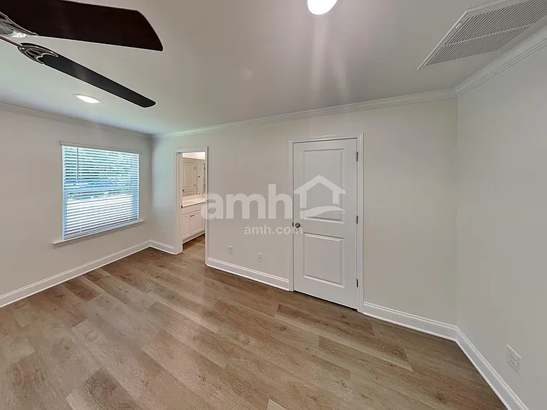 6067 Rosemore Ln — Photo 15