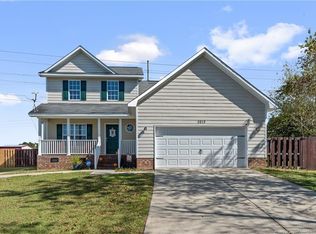 3213 Highplains Dr, Hope Mills, NC 28348