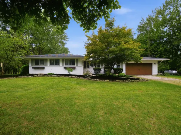 5919 Fox Glove Dr, New London, OH 44851