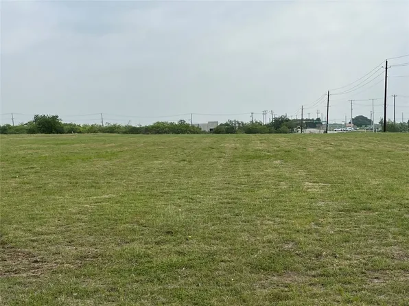 200 Martingale Dr, Little Elm, TX 75068