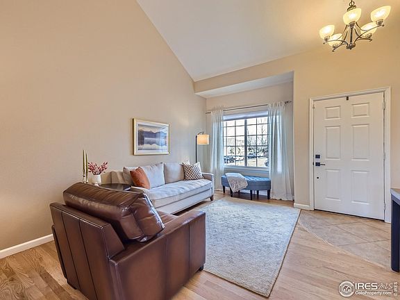 5th image of 3147 W Yarrow Cir