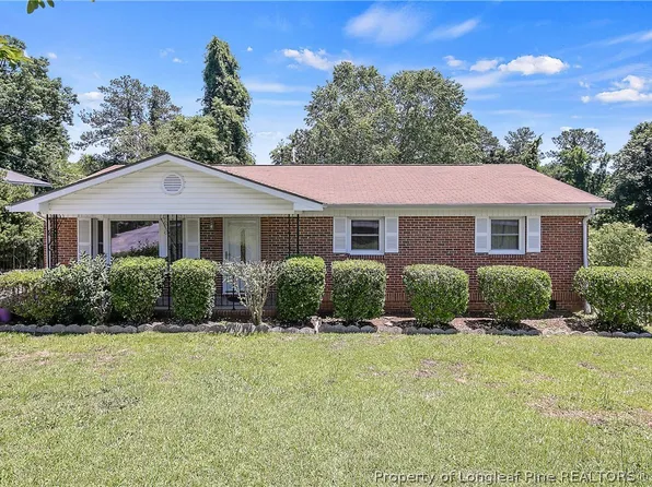 555 Cimarron Dr, Fayetteville, NC 28303