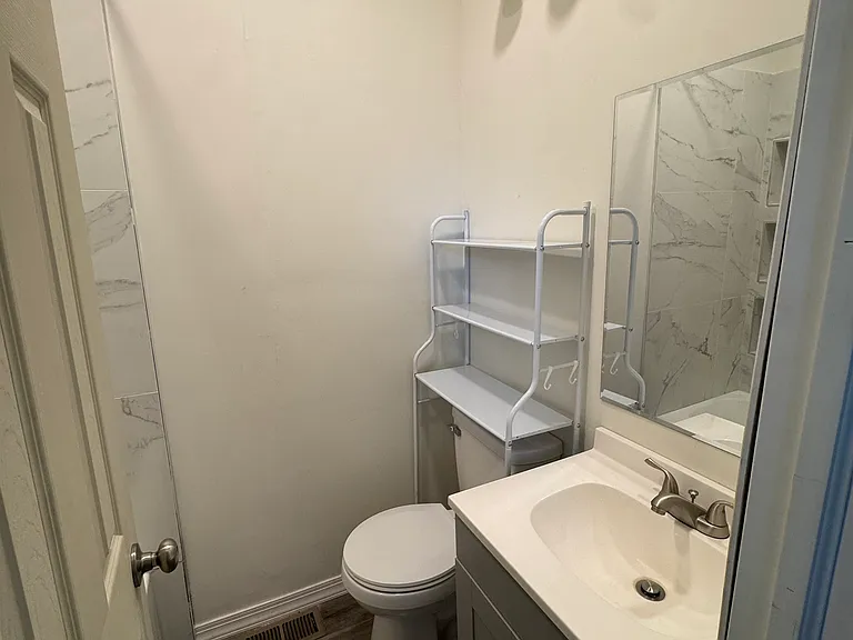 210 N Albemarle St #1 — Photo 17