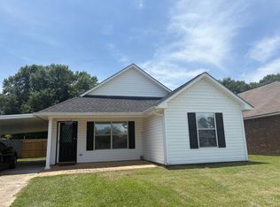 10389 Cottage Ct, Diberville, MS 39540
